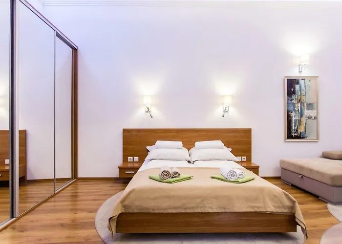 Downtown Design Flat *