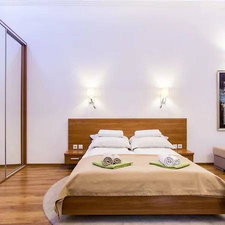 Downtown Design Flat *