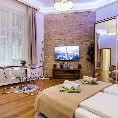 Downtown Design Flat Lägenhet