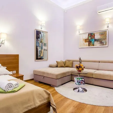 Downtown Design Flat *